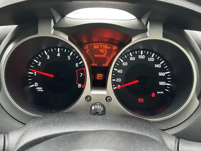 日産 ジューク 15RX Vセレクション 宮城県 2020(令2)年 6.7万km スーパーブラック ワンオーナー/純正ナビ/(AM、FM、フルセグTV、BT、CD、DVD)/純正前後ドラレコ/ＥＴＣ２．０/純正アルミサマータイヤ/(215/55R17)/社外アルミスタッドレスタイヤ/(205/60R16)/プッシュスタートボタン/スペアキー×１/アラウンドビューモニター/バックカメラ/よこすべり防止/アイドリングストップ切り替え/プリクラッシュセーフティー/車線逸脱システム/オートライト