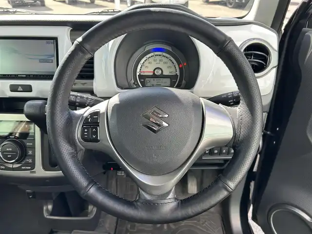 スズキ ハスラー Jスタイル 和歌山県 2015(平27)年 7万km ブルーイッシュブラックパール 社外ナビ(KENWOOD)/フルセグTV/DVD再生/Bluetooth/バックカメラ/ETC/ドラレコ/衝突軽減ブレーキ/横滑り防止機能/オートライト/フォグランプ/シートヒーター/アイドリングストップ/ハンドルスイッチ/プッシュスタート/スマートキー/革巻きハンドル