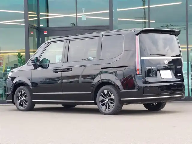 ホンダ ステップワゴン スパーダ eHEV 東京都 2025(令7)年 0.1千km クリスタルブラックパール 登録済未使用車/11.4インチナビHondaCONNECTナビ(LXM-247VFLi)/【DVD/CD/RADIO/TV/USB/SD/BT】/純正15.6インチ リア席モニター(VM-231FE)/バックカメラ/パドルシフト/両側パワースライドドア/パワーバックドア/ハーフレザーシート/シートヒーター/コーナーセンサー/ホンダセンシング/衝突軽減ブレーキ/路外逸脱抑制機能/アダプティブクルーズコントロール/ブラインドスポットモニター/オートハイビーム/LEDヘッドライト/後席サンシェード/スマートキー