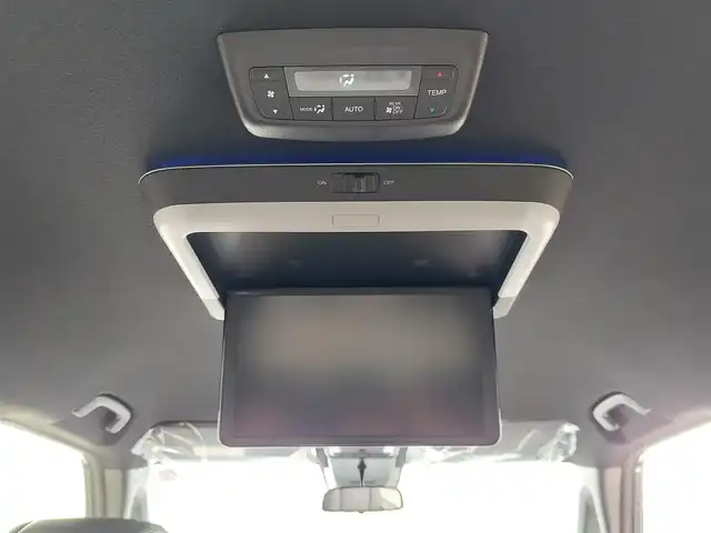 ホンダ ステップワゴン スパーダ eHEV 東京都 2025(令7)年 0.1千km クリスタルブラックパール 登録済未使用車/11.4インチナビHondaCONNECTナビ(LXM-247VFLi)/【DVD/CD/RADIO/TV/USB/SD/BT】/純正15.6インチ リア席モニター(VM-231FE)/バックカメラ/パドルシフト/両側パワースライドドア/パワーバックドア/ハーフレザーシート/シートヒーター/コーナーセンサー/ホンダセンシング/衝突軽減ブレーキ/路外逸脱抑制機能/アダプティブクルーズコントロール/ブラインドスポットモニター/オートハイビーム/LEDヘッドライト/後席サンシェード/スマートキー