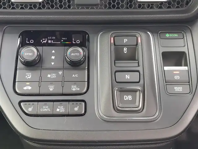 ホンダ ステップワゴン スパーダ eHEV 東京都 2025(令7)年 0.1千km クリスタルブラックパール 登録済未使用車/11.4インチナビHondaCONNECTナビ(LXM-247VFLi)/【DVD/CD/RADIO/TV/USB/SD/BT】/純正15.6インチ リア席モニター(VM-231FE)/バックカメラ/パドルシフト/両側パワースライドドア/パワーバックドア/ハーフレザーシート/シートヒーター/コーナーセンサー/ホンダセンシング/衝突軽減ブレーキ/路外逸脱抑制機能/アダプティブクルーズコントロール/ブラインドスポットモニター/オートハイビーム/LEDヘッドライト/後席サンシェード/スマートキー