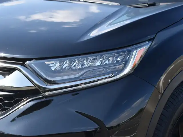 ホンダ ＣＲ－Ｖ ハイブリッド e:HEV EX ブラックED 福岡県 2021(令3)年 6.3万km クリスタルブラックパール 純正Gathersインターナビ【VRU-215CVi】/フルセグTV・BT・CD・DVD・FM・AM・Apple Carplay/電動パノラミックサンルーフ/バックカメラ/ビルトインETC2.0/ナビ連動ドライブレコーダー【DRH-204VD】/アドバンスドルームミラー/パワーバックドア/レザーシート/パワーシート（D席メモリ機能）/革巻きステアリング/ステアリングヒーター/パドルシフト/ホンダセンシング/レーダークルーズコントロール/ブラインドスポットモニター/純正18インチアルミホイール/イルミネーション付スカッフプレート/ブレーキホールド/保証書・取説