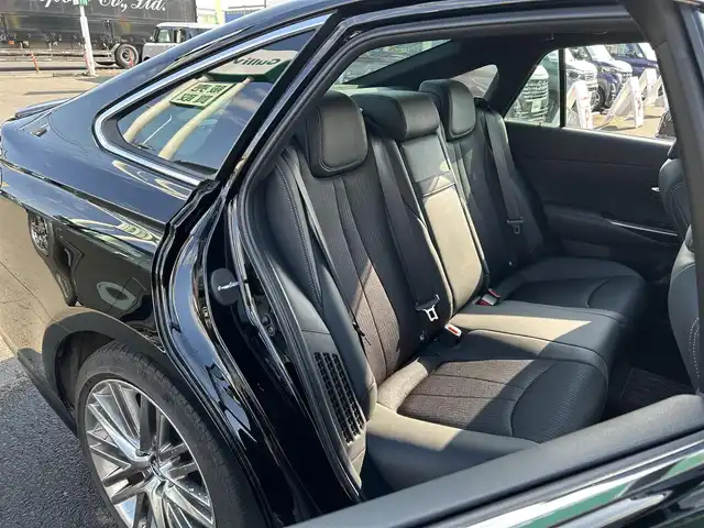 トヨタ クラウン ハイブリッド RS 宮城県 2021(令3)年 4万km ブラック セーフティセンス/・プリクラッシュセーフティ/・レーダークルーズコントロール/・レーントレーシングアシスト/・アダプティブハイビーム/・ロードサインアシスト/・先行車発進告知機能/・ドライバー異常時対応システム/ブラインドスポットモニター/リアクロストラフィックオートブレーキ/リアクロストラフィックアラート/12.3インチナビ/・CD/DVD/・Blu-ray/・Bluetooth/・USB/・AppleCarPlay/AndroidAuto/・フルセグTV/バックカメラ/ビルトインETC/ドライブレコーダー/ハーフレザーシート/シートヒーター/ステアリングヒーター/パワーシート/革巻きステアリング/ステアリングスイッチ/3眼LEDヘッドランプ/シーケンシャルターンランプ/フォグランプ/オートライト/電動パーキングブレーキ/ブレーキホールド/スマートキー＆プッシュスタート/スペアキー1本/電動格納ミラー/純正18インチAW/純正フロアマット/純正ドアバイザー/W/サイド/カーテン/ニーエアバッグ