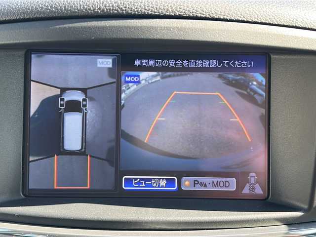 日産 エルグランド 250HWS アーバンクロム 沖縄県 2017(平29)年 2.1万km ブリリアントホワイトパール 純正ナビ　/（ＡＭ／ＦＭ／ＣＤ／ＤＶＤ／ＢＴ／ＴＶ）　/全方位モニター　/両側パワスラ　/クルーズコントロール　/コーナーセンサー　/オットマン　/ハーフレザー　/純正１８ＡＷ　/ＬＥＤヘッドライト/100V充電/オートライト/純正フロアマット/スマートキー/USB入力端子/横滑り防止