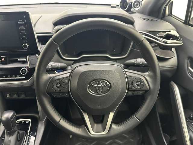 トヨタ カローラ クロス ハイブリッド Z 兵庫県 2022(令4)年 4万km アバンギャルドブロンズメタリック 純正ディスプレイオーディオ/社外ミラー型ドライブレコーダー/バックカメラ/コーナーセンサー/ルーフレール/LEDヘッドライト/LEDフォグランプ/ハーフレザーシート/パワーシート/パワーバックドア/ヘッドライトレベライザー/ビルトインETC/LTA/PKSB/RSA/純正フロアマット/オートハイビーム/社外AW付スタッドレス4本積込/スペアキー