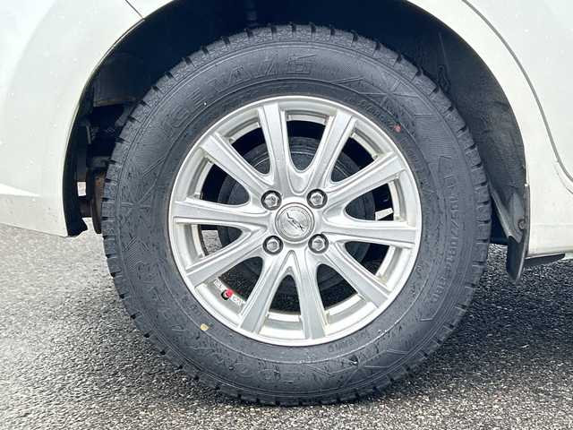 日産 ノート e－パワー X 山形県 2016(平28)年 6.6万km ブリリアントホワイトパール 社外ナビ/・フルセグTV/AM/FM/CD/Bluetooth/衝突被害軽減システム/ドライブレコーダー/バックカメラ/レーンキープアシスト/オートライト/横滑り防止装置/ETC/純正フロアマット/スマートキー/スペアキー/プッシュスタート/ドアバイザー