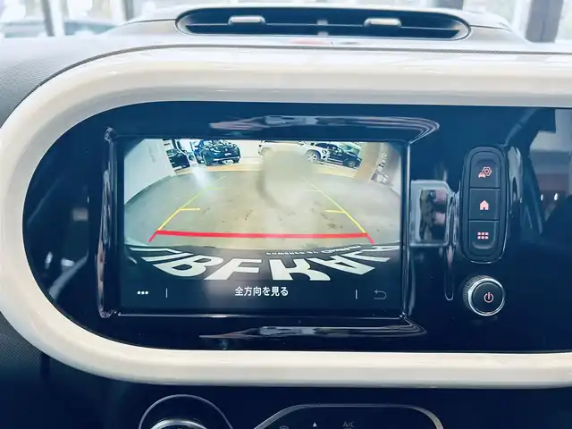 ルノー トゥインゴ インテンス 大阪府 2021(令3)年 4.2万km 青 純正ディスプレイオーディオ/applecarplay/バックカメラ/純正16インチAW/クルコン/クリアランスソナー/リモコンキー/ハーフ革/シートヒーター/レーンキープ/AUX/USB/Bluetooth/ETC