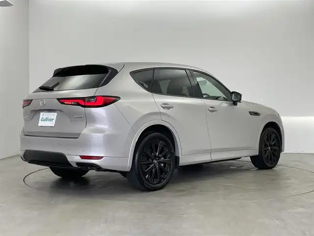 マツダ ＣＸ－６０ XD HV プレミアムスポーツ 埼玉県 2023(令5)年 1.7万km プラチナクォーツメタリック サンルーフ/BOSEサウンド/i-ACTIVSENSE/マツダ・レーダー・クルーズ・コントロール/レーンキープ・アシスト・システム/ブラインド・スポット・モニタリング/純正12.3インチナビゲーション/AM　FM　Type-C　HDMI　フルセグTV/360°ビュー・モニター/ヘッドアップディスプレイ/ドライブレコーダー/スマートキー×２/ETC/メモリーシート/シートヒーター(全席)/置くだけ充電/パドルシフト/革巻きステアリング/ステアリングリモコン/ステアリングヒーター/純正フロアマット/純正20インチアルミホイール/LEDヘッドライト/フォグライト