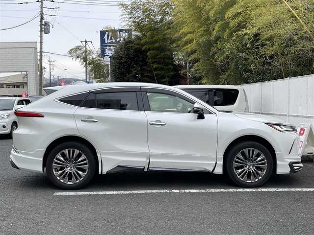 トヨタ ハリアー ハイブリッド Z 福島県 2020(令2)年 2.5万km ホワイトパールクリスタルシャイン ・ワンオーナー/・Toyota　safety　sense/・プリクラッシュセーフティ/・レーンアシスト/・レーダークルーズコントロール/・クリアランスソナー/・デジタルインナーミラー/・ナノイー X/・スマートキー/・スペアキー/・ヘッドアップディスプレイ/・JBLプレミアムサウンドシステム/・バックカメラ/・純正ビルトインETC2.0/・ハーフレザーシート/・ドアバイザー/・ドアミラーウインカー/・ハンズフリーパワーバックドア/・純正１９インチAW
