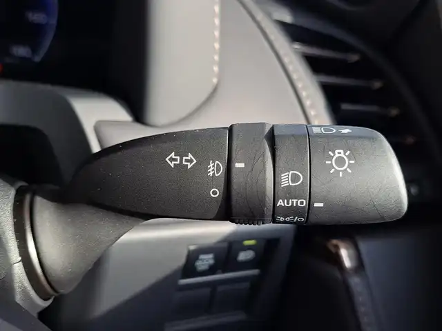 トヨタ アルファード Z 大阪府 2024(令6)年 0.6万km プラチナホワイトパールマイカ /禁煙車//ワンオーナー車//ムーンルーフ//デジタルインナーミラー//14インチディスプレイオーディオ/・ナビゲーション・FM・AM・フルセグTV・HDMI・Applecarplay・AndroidAuto//ディーラーオプション13.2型フリップダウンモニター//ビルトインETC//両側パワースライドドア//パワーバックドア//黒革シート//純正18インチアルミホイール//保証書//取扱説明書//スペアキー