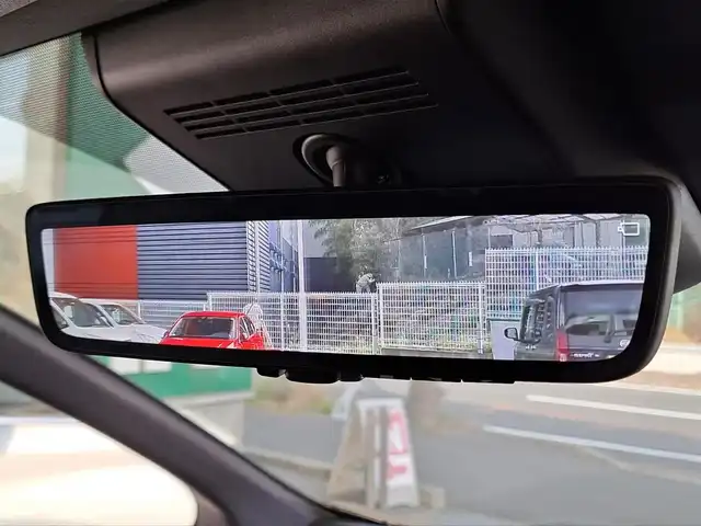 トヨタ アルファード Z 大阪府 2024(令6)年 0.6万km プラチナホワイトパールマイカ /禁煙車//ワンオーナー車//ムーンルーフ//デジタルインナーミラー//14インチディスプレイオーディオ/・ナビゲーション・FM・AM・フルセグTV・HDMI・Applecarplay・AndroidAuto//ディーラーオプション13.2型フリップダウンモニター//ビルトインETC//両側パワースライドドア//パワーバックドア//黒革シート//純正18インチアルミホイール//保証書//取扱説明書//スペアキー
