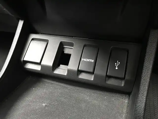 ホンダ ヴェゼル ハイブリッド Z ホンダセンシング 富山県 2017(平29)年 7.2万km クリスタルブラックパール 社外ナビ/フルセグTV/Bluetooth/バックカメラ/衝突被害軽減ブレーキ/レーンキープアシスト/レーダークルーズコントロール/プッシュスタート/スマートキー/革巻きステアリング/ステアリングスイッチ/ハーフレザーシート/プッシュスタート/スマートキー/スペアキー1本/シートヒーター/ルーフレール/スタッドレスタイヤ車載/ETC