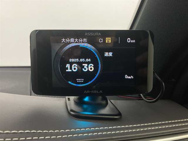 トヨタ ハリアー プレミアム スタイルアッシュ 大分県 2017(平29)年 6.7万km スパークリングブラックパールクリスタルシャイン 社外９型ナビ　EX9V/(CD/DVD/BT/フルセグTV)/バックカメラ/１０．１型フリップダウンモニター　RSH10S-L/電動リアゲート/レーダークルーズ/社外ドライブレコーダー/シートヒーター/パワーシート/シートメモリ/モデリスタフルエアロ/コーナーセンサー/オートハイビーム/電動格納ウィンカーミラー/レーダー式オービス対応セーフティレーダー　AR-48LA/スマートキー×２/ドアバイザー