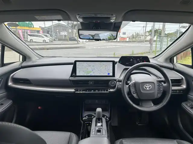 トヨタ プリウス Z 神奈川県 2023(令5)年 1.6万km プラチナホワイトパールマイカ ワンオーナー/クルーズコントロール/アラウンドビュー/ステアリングヒーター/デジタルインナーミラー/ETC2.0/電動バックドア