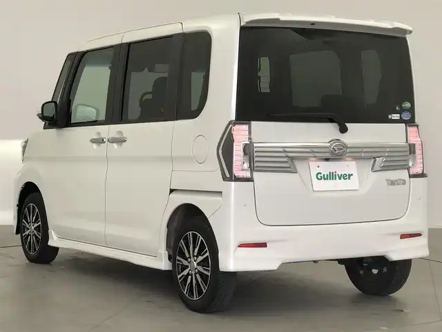 ダイハツ タント カスタムX トップED LTD SAⅢ 愛知県 2018(平30)年 3.5万km パールホワイトⅢ 純正7インチメモリナビ　　/　　・CD/DVD/BT/フルセグ/USBポート/ドライブレコーダー/アラウンドビューモニター/ステアリングリモコン/ベンチシート/シートヒーター/両側パワースライドドア/コーナーセンサー/純正14インチアルミホイール/プッシュスタート/スマートアシスト/　　・衝突回避支援ブレーキ　　　　/　　・車線維持支援/　　・先行車発進お知らせ/　　・オートハイビーム/スマートキー/LEDヘッドライト/フォグランプ