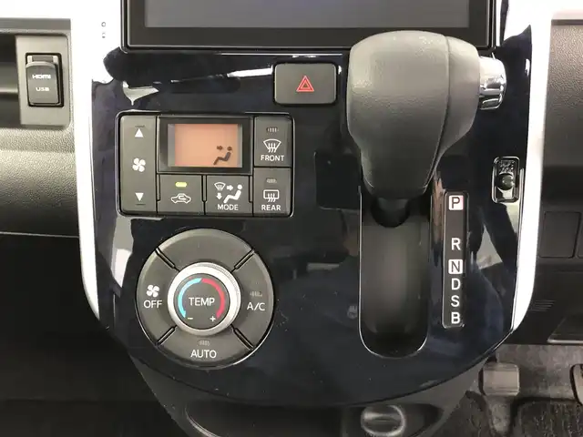 ダイハツ タント カスタムX トップED LTD SAⅢ 愛知県 2018(平30)年 3.5万km パールホワイトⅢ 純正7インチメモリナビ　　/　　・CD/DVD/BT/フルセグ/USBポート/ドライブレコーダー/アラウンドビューモニター/ステアリングリモコン/ベンチシート/シートヒーター/両側パワースライドドア/コーナーセンサー/純正14インチアルミホイール/プッシュスタート/スマートアシスト/　　・衝突回避支援ブレーキ　　　　/　　・車線維持支援/　　・先行車発進お知らせ/　　・オートハイビーム/スマートキー/LEDヘッドライト/フォグランプ