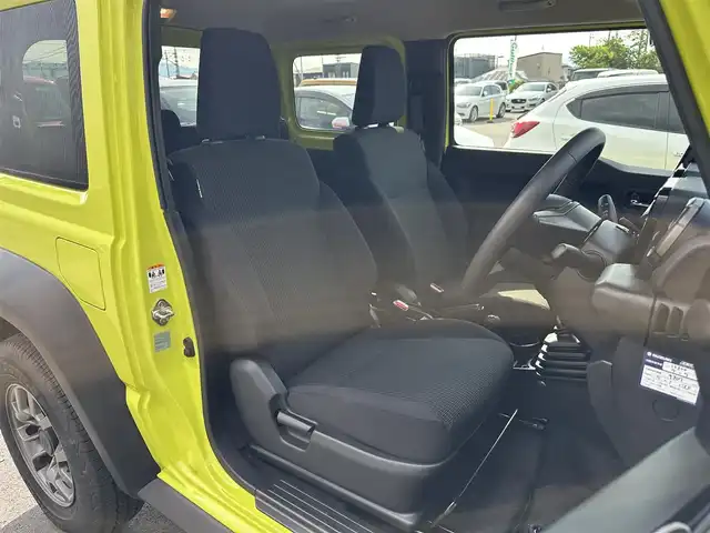 スズキ ジムニー シエラ JC 滋賀県 2023(令5)年 1.2万km キネティックイエロー/ブラック 禁煙車/純正ナビ/Bluetooth/SD/USB/フルセグテレビ/バックカメラ/シートヒーター /クルーズコントロール/ビルトインETC/セーフティサポート/・デュアルセンサーブレーキサポート/・車線逸脱警報機能/・ふらつき警報機能/・先行車発進お知らせ機能/・標識認識機能/・ハイビームアシスト/LEDヘッドライト/ドライブレコーダー