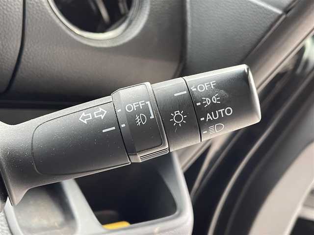 ホンダ Ｎ ＢＯＸ カスタム G L ホンダセンシング 愛知県 2018(平30)年 11.1万km クリスタルブラックパール (株)IDOMが運営する【じしゃロン名古屋鳴海店】の自社ローン専用車両になりますこちらは現金またはオートローンご利用時の価格です。自社ローンご希望の方は別途その旨お申付け下さい/Bluetooth/プッシュスタート/片側パワースライドドア/ドアバイザー/チップアップシート/アダプティブクルーズコントロール/ハンズフリー通話/ビルトインETC/スペアキー/アイドリングストップ/USB入力端子/サンシェード（セカンドシート側左右）