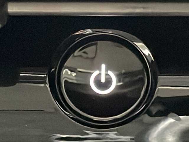 日産 サクラ X 沖縄県 2022(令4)年 1万km ホワイトパール 県外仕入　/禁煙車　/純正９インチナビ（ＢＴ，フルセグ，ＣＤ／ＤＶＤ，ラジオ）　/アラウンドビューモニター　/コーナーセンサー/ハイビームアシスト/ベンチシート/ドライブレコーダー　/ビルドインＥＴＣ　/純正フロアマット　/ＬＥＤヘッドライト/LEDリヤコンビネーションランプ/純正14インチアルミホイール