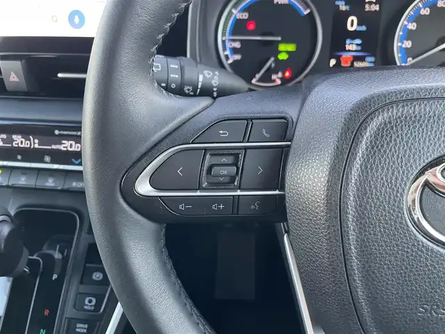 トヨタ ノア ハイブリッド S－G 福岡県 2022(令4)年 5.3万km ホワイトパールクリスタルシャイン 純正ナビ（BT/フルセグ/AM/FM/DISC/HDMI)/Bカメラ/両側パワースライドドア/レーダークルーズコントロール/LEDヘッドライト/オートマチックハイビーム/オートライト/ハーフレザーシート/DN席シートヒーター/純正16インチAW/ステアリングスイッチ/横滑り防止装置/コーナーセンサー/レーンキープアシスト/盗難防止装置/衝突被害軽減システム/BrakeHold/前後ドライブレコーダー/スマートキー/ETC2.0/取扱説明書