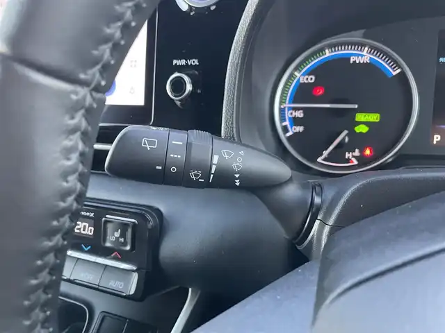 トヨタ ノア ハイブリッド S－G 福岡県 2022(令4)年 5.3万km ホワイトパールクリスタルシャイン 純正ナビ（BT/フルセグ/AM/FM/DISC/HDMI)/Bカメラ/両側パワースライドドア/レーダークルーズコントロール/LEDヘッドライト/オートマチックハイビーム/オートライト/ハーフレザーシート/DN席シートヒーター/純正16インチAW/ステアリングスイッチ/横滑り防止装置/コーナーセンサー/レーンキープアシスト/盗難防止装置/衝突被害軽減システム/BrakeHold/前後ドライブレコーダー/スマートキー/ETC2.0/取扱説明書