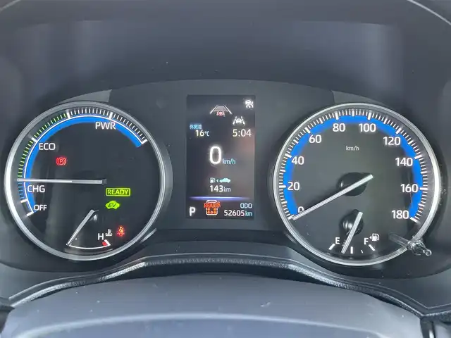 トヨタ ノア ハイブリッド S－G 福岡県 2022(令4)年 5.3万km ホワイトパールクリスタルシャイン 純正ナビ（BT/フルセグ/AM/FM/DISC/HDMI)/Bカメラ/両側パワースライドドア/レーダークルーズコントロール/LEDヘッドライト/オートマチックハイビーム/オートライト/ハーフレザーシート/DN席シートヒーター/純正16インチAW/ステアリングスイッチ/横滑り防止装置/コーナーセンサー/レーンキープアシスト/盗難防止装置/衝突被害軽減システム/BrakeHold/前後ドライブレコーダー/スマートキー/ETC2.0/取扱説明書