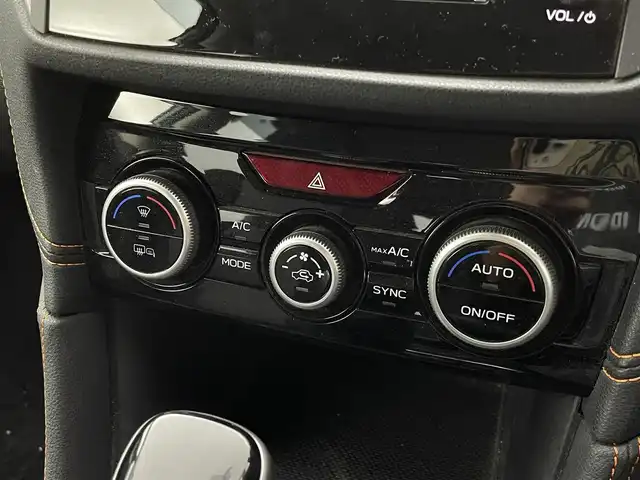 スバル ＸＶ ハイブリッド アドバンス 群馬県 2020(令2)年 4.3万km クールグレーカーキ アイサイトセイフティプラス(運転支援)/・スバルリヤビークルディテクション(後側方警戒支援システム)/アイサイトセイフティプラス(視界拡張)/・サイドビューモニター/ルーフレール(ローマウントタイプ/ブラック塗装)/シャークフィンアンテナ/＝＝＝＝＝/DIATONE8インチナビ/・AM/FM/CD/DVD/SD/USB/Bluetooth/フルセグTV/=====/ブラックルーフレール　アイサイトセイフティプラス（視界拡張／運転支援）　純正ダイアトーン８インチナビ　パワーシート　ポジションメモリー機能　プッシュスタート　スマートキー　オートビークルホールド　禁煙