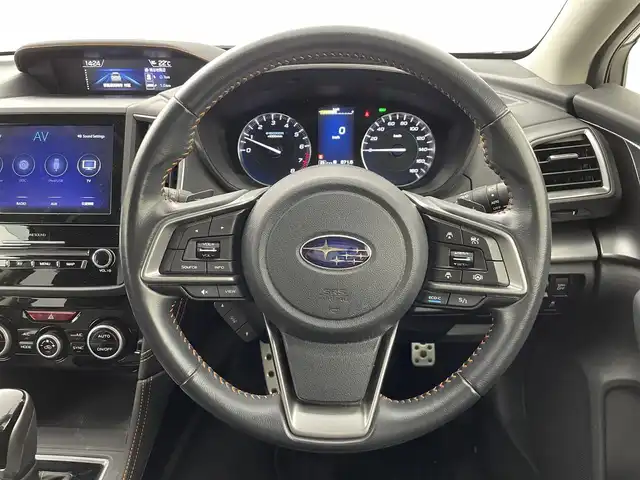 スバル ＸＶ ハイブリッド アドバンス 群馬県 2020(令2)年 4.3万km クールグレーカーキ アイサイトセイフティプラス(運転支援)/・スバルリヤビークルディテクション(後側方警戒支援システム)/アイサイトセイフティプラス(視界拡張)/・サイドビューモニター/ルーフレール(ローマウントタイプ/ブラック塗装)/シャークフィンアンテナ/＝＝＝＝＝/DIATONE8インチナビ/・AM/FM/CD/DVD/SD/USB/Bluetooth/フルセグTV/=====/ブラックルーフレール　アイサイトセイフティプラス（視界拡張／運転支援）　純正ダイアトーン８インチナビ　パワーシート　ポジションメモリー機能　プッシュスタート　スマートキー　オートビークルホールド　禁煙