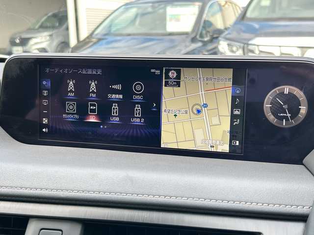 レクサス ＵＸ 250h Fスポーツ 東京都 2021(令3)年 2.2万km ホワイトノーヴァガラスフレーク ワンオーナー/新車時保証書 整備記録簿/取扱説明書　ナビ説明書/レーンキープアシスト/プリクラッシュセーフティー/レーダークルーズコントロール/BSM/純正メーカーSDナビ/フルセグTV/SD/CD/DVD/BD/SDREC/BT/USB/AUX/全方位カメラ　前後ドライブレコーダー/ビルトインETC【2.0】/ヘッドアップディスプレイ/白色レザーシート/シートヒーター/エアシート/フロントパワーシート【運転席メモリー付】/LEDヘッドライト/ハンドルヒーター/電動リアゲート/スマートキー×2/スマートカードキー×1/パドルシフト付革まきハンドル/純正18インチアルミ