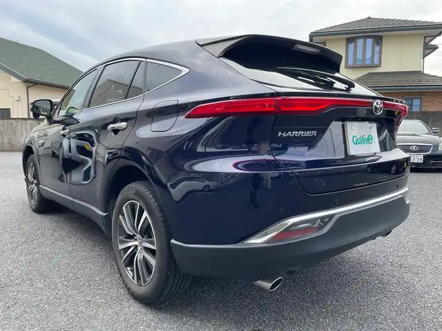 トヨタ ハリアー G レザーパッケージ 茨城県 2021(令3)年 3.6万km ダークブルーマイカ ワンオーナー/純正ディスプレイオーディオナビ（BT/Miracast）/ビルトインETC2.0/レザーシート/前席シートヒーター・クーラー/前席パワーシート/D席シートメモリー/プッシュスタート/プリクラッシュブレーキ・車線逸脱・パーキングサポートブレーキ・クリアランスソナー/レーダークルーズコントロール/パワーバックドア/ステアリングヒーター/デジタルインナーミラー/前ドライブレコーダー/オートハイビーム/純正フロアマット