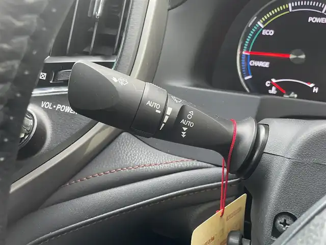 トヨタ クラウン ハイブリッド アスリートG 愛知県 2013(平25)年 9.6万km シルバーM 純HDDナビテレビ/フルセグテレビ/バックカメラ/黒レザーシート/ドライブレコーダー/ビルドインETC/リア電動サンシェード/クルーズコントロール/スマートエントリーキー/純17インチAW/新車保証書　取説/スペアキー