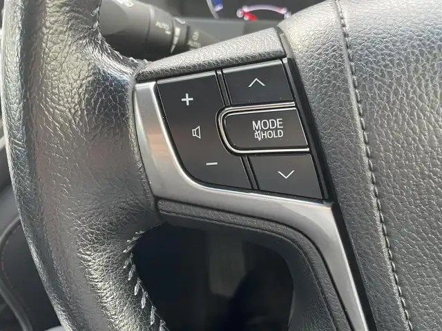 トヨタ クラウン ハイブリッド アスリートG 愛知県 2013(平25)年 9.6万km シルバーM 純HDDナビテレビ/フルセグテレビ/バックカメラ/黒レザーシート/ドライブレコーダー/ビルドインETC/リア電動サンシェード/クルーズコントロール/スマートエントリーキー/純17インチAW/新車保証書　取説/スペアキー