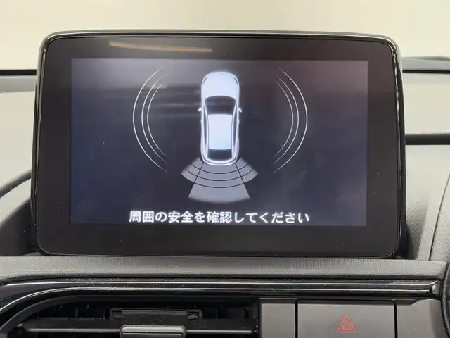 マツダ ロードスター S レザーパッケージ 三重県 2020(令2)年 4.9万km ソウルレッドクリスタルM プレミアムガソリン/FR/MTモード付フロア6AT/純正 7インチナビ/（FM/AM/aha/Stitcher/Bluetooth/USB/CD/AUX/DVD/TV/CarPlay/AndroidAuto）/ドライブレコーダー 前後/ビルトイン ETC（助手席背面パネル）/BOSEサウンドシステム/i-ACTIVSENSE（安全機能）/・スマートシティブレーキサポート（SCBS）/・車線逸脱警報システム（LDWS）/・ブラインドスポットモニタリングシステム（BSM）/・交通標識認識システム（TSR）/・ドライバーアテンションアラート（DAA）/・ハイビームコントロールシステム（HBC）/・パーキングセンサーシステム（前後）/・ABS/・横滑り防止装置/装備/・本革シート/・シートヒーター（D/N）/・オートエアコン/・オートライト/・LEDヘッドランプ/・レインセンサーワイパー（オートワイパー）/・電動調整ドアミラー/・純正16inAW/・プッシュスタート/・ステアリングスイッチ/・スマートキーx1/・保