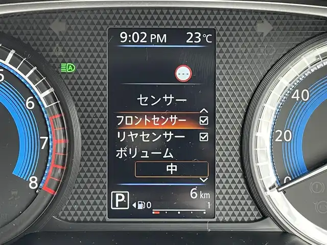 三菱 デリカミニ T プレミアム 東京都 2025(令7)年 0.1万km未満 緑 届出済未使用車/純正ディスプレイオーディオ/マルチアラウンドモニター/衝突被害軽減/車線逸脱警報/マイパイロット/シートヒーター/両側パワースライドドア/ステアリングヒーター/ステアリングスイッチ