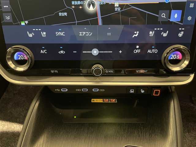 レクサス ＲＺ 450e バージョンL ファーストED 熊本県 2023(令5)年 1.7万km グラファイトブラックガラスフレーク スマートキー/プッシュスタート/フルセグTV/プリクラッシュセーフティー/アドバンスドドライブ/ロードサインアシスト/クロストラフィックアラート/レーンチェンジアシスト/プロアクティブドライビングアシスト/オートアシスト/パワーシート/エアシート/シートヒーター/ハンドルヒーター/アダプティブクルーズコントロール/ETC2.0/ガラスルーフ/ワイヤレス充電/デジタルインナーミラー/パワーバックドア