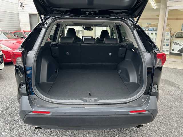 トヨタ ＲＡＶ４ ハイブリッド アドベンチャー 埼玉県 2023(令5)年 2.2万km アティチュードブラックマイカ ワンオーナー/10.5インチコネクテッドナビ対応ディスプレイオーディオ/パノラマムーンルーフ/バックカメラ/デジタルインナーミラー/ブラインドスポットモニター/LEDヘッドライト/シートヒーター/シートベンチレーション/パワーシート/ETC/ステアリングヒーター/保証書/取扱説明書/スペアキー