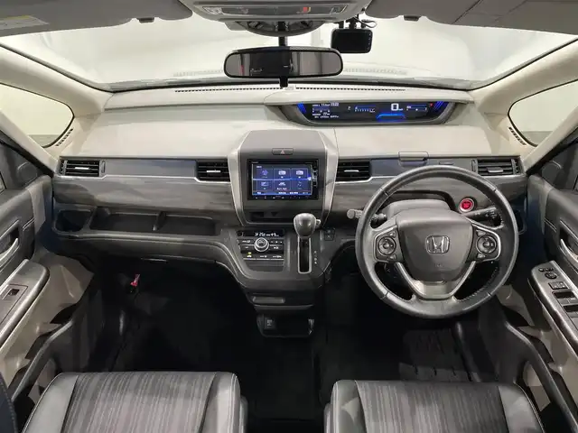 ホンダ フリード G ホンダセンシング 愛知県 2018(平30)年 2.5万km コバルトブルーパール 純正９インチGahersナビ/純正9インチGathersナビ/（CD・DVD再生/FM/AM/フルセグTV/SD/iPod/Bluetooth)/両側パワースライドドア　/ホンダセンシング/　　-衝突軽減ブレーキ　/　　-レーダークルーズコントロール　/　　-誤発進抑制機能/　　-先行車発進お知らせ機能/　　-標識認識機能/　　-路線逸脱抑制機能/　　-車線維持支援システム/ビルトインＥＴＣ　/ＬＥＤヘッドライト　/前後ドライブレコーダー/アイドリングストップ　/LEDフォグランプ/プッシュスタート/　　-スマートキー/後席サンバイザー/ウインドシールドデアイサー