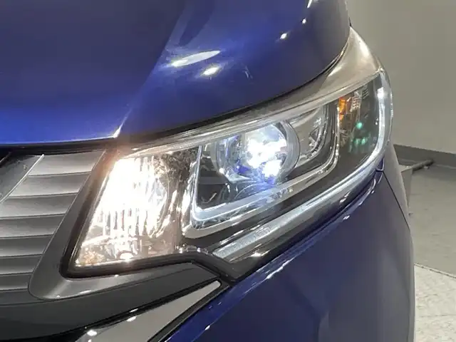 ホンダ フリード G ホンダセンシング 愛知県 2018(平30)年 2.5万km コバルトブルーパール 純正９インチGahersナビ/純正9インチGathersナビ/（CD・DVD再生/FM/AM/フルセグTV/SD/iPod/Bluetooth)/両側パワースライドドア　/ホンダセンシング/　　-衝突軽減ブレーキ　/　　-レーダークルーズコントロール　/　　-誤発進抑制機能/　　-先行車発進お知らせ機能/　　-標識認識機能/　　-路線逸脱抑制機能/　　-車線維持支援システム/ビルトインＥＴＣ　/ＬＥＤヘッドライト　/前後ドライブレコーダー/アイドリングストップ　/LEDフォグランプ/プッシュスタート/　　-スマートキー/後席サンバイザー/ウインドシールドデアイサー