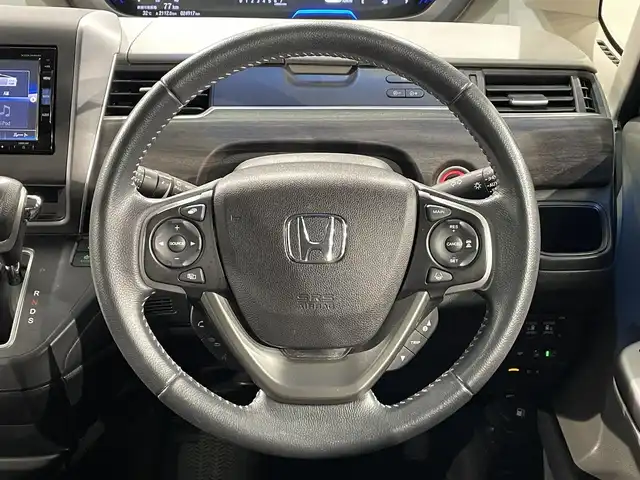 ホンダ フリード G ホンダセンシング 愛知県 2018(平30)年 2.5万km コバルトブルーパール 純正９インチGahersナビ/純正9インチGathersナビ/（CD・DVD再生/FM/AM/フルセグTV/SD/iPod/Bluetooth)/両側パワースライドドア　/ホンダセンシング/　　-衝突軽減ブレーキ　/　　-レーダークルーズコントロール　/　　-誤発進抑制機能/　　-先行車発進お知らせ機能/　　-標識認識機能/　　-路線逸脱抑制機能/　　-車線維持支援システム/ビルトインＥＴＣ　/ＬＥＤヘッドライト　/前後ドライブレコーダー/アイドリングストップ　/LEDフォグランプ/プッシュスタート/　　-スマートキー/後席サンバイザー/ウインドシールドデアイサー
