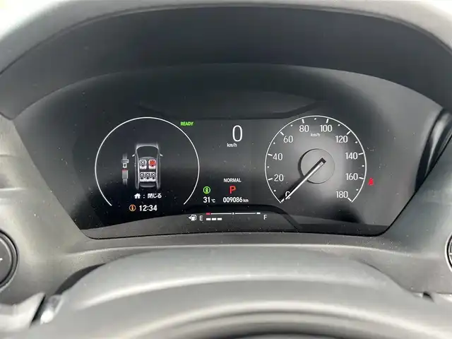 ホンダ ヴェゼル ハイブリッド e:HEV Z 栃木県 2023(令5)年 0.9万km サンドカーキパール ホンダセンシング/純正ワイドナビ/フルセグTV/Bluetooth/USB/スマホ連携/バックカメラ/ビルトインETC2.0/前後ドライブレコーダー/ハーフレザーシート/シートヒーター/ワイヤレス充電/ステアリングヒーター/シーケンシャルウィンカー/パワーバックドア/電子パーキングブレーキ/ブラインドスポットモニター/ヒルディセントコントロール/スマートキー