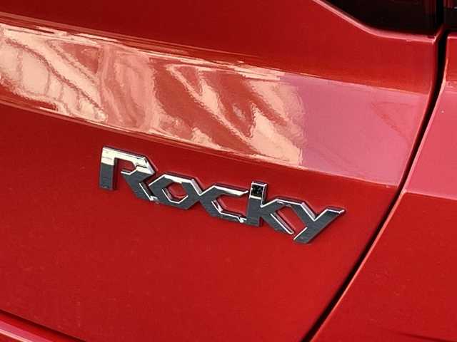 ダイハツ ロッキー プレミアム 福島県 2019(令1)年 2.7万km 赤Ⅱ レーザークルーズコントロール/プッシュスタート/スマートアシスト/ディスプレイオーディオ/シートヒーター/フルセグTV/全方位カメラ/ブラインドスポットモニター/レーンキープアシスト/純正AW/横滑り防止/アイドリングストップ/衝突被害軽減ブレーキ/MTモード付/USB入力端子/ハーフレザーシート/フロントフォグランプ/LEDヘッドライト