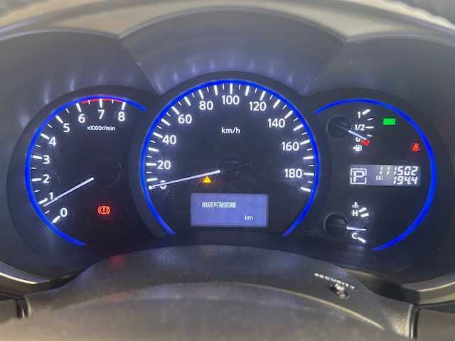 日産 エルグランド 250HWS アーバンクロム 静岡県 2012(平24)年 11.2万km ブリリアントホワイトパール (株)IDOMが運営する【じしゃロン浜松店】の自社ローン対象車両になります。こちらは現金ご利用時の価格です。自社ローンご希望の方は別途その旨お申付け下さい/〇　ナビゲーション/〇　ワンセグテレビ/〇　フリップダウンモニター/〇　全方位カメラ/〇　ウィンカーミラー/〇　プッシュスタート/〇　両側パワースライドドア/〇　ETC/〇　HID/〇　オートライト/〇　純正アルミホイール/〇　電動格納ミラー/〇　ステアリングスイッチ