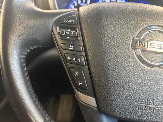 日産 エルグランド 250HWS アーバンクロム 静岡県 2012(平24)年 11.2万km ブリリアントホワイトパール (株)IDOMが運営する【じしゃロン浜松店】の自社ローン対象車両になります。こちらは現金ご利用時の価格です。自社ローンご希望の方は別途その旨お申付け下さい/〇　ナビゲーション/〇　ワンセグテレビ/〇　フリップダウンモニター/〇　全方位カメラ/〇　ウィンカーミラー/〇　プッシュスタート/〇　両側パワースライドドア/〇　ETC/〇　HID/〇　オートライト/〇　純正アルミホイール/〇　電動格納ミラー/〇　ステアリングスイッチ