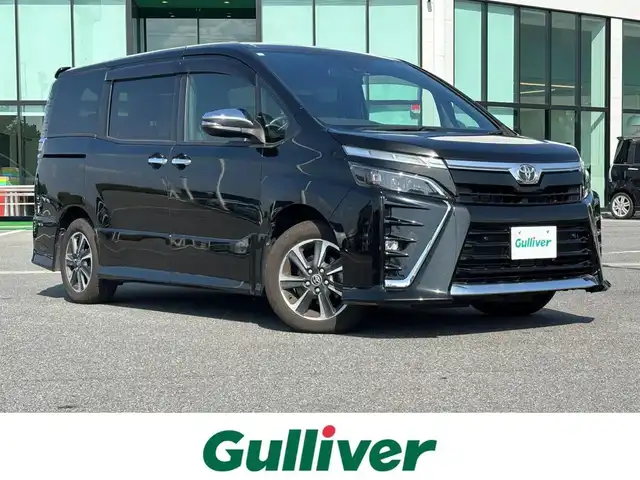 トヨタ ヴォクシー ZS 煌Ⅱ 奈良県 2020(令2)年 4.2万km イナズマスパーキングブラックガラスフレーク 純正９インチナビ　/フルセグＴＶ　/BT/CD/DVD/SD/バックカメラ　/フリップダウンモニター　/クルーズコントロール　/両側パワースライドドア　/ビルトインＥＴＣ　/前後コーナーセンサー　/ＬＥＤヘッドライト　/オートライト/オートマチックハイビーム/衝突被害軽減システム/純正16インチアルミホイール/純正フロアマット/スマートキー/ワンオーナー