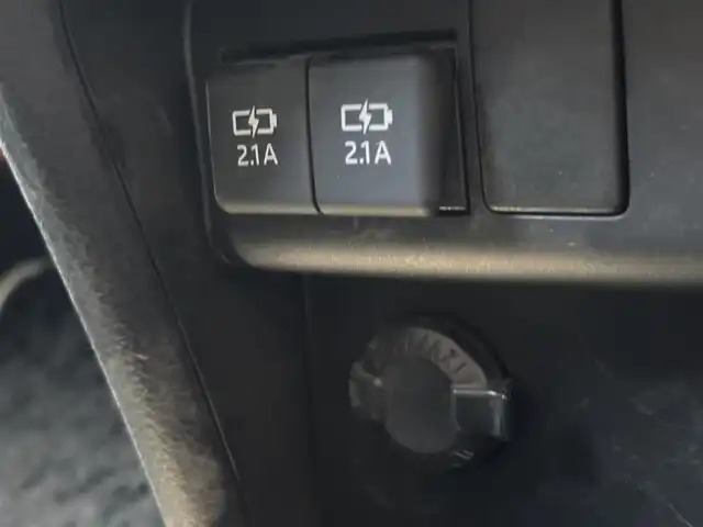 トヨタ ヴォクシー ZS 煌Ⅱ 奈良県 2020(令2)年 4.2万km イナズマスパーキングブラックガラスフレーク 純正９インチナビ　/フルセグＴＶ　/BT/CD/DVD/SD/バックカメラ　/フリップダウンモニター　/クルーズコントロール　/両側パワースライドドア　/ビルトインＥＴＣ　/前後コーナーセンサー　/ＬＥＤヘッドライト　/オートライト/オートマチックハイビーム/衝突被害軽減システム/純正16インチアルミホイール/純正フロアマット/スマートキー/ワンオーナー