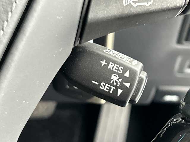 レクサス ＬＳ 600h バージョンC Iパック 愛知県 2015(平27)年 2.5万km ソニッククォーツ サンルーフ/純正ナビ/・Ｂｌｕｅｔｏｏｔｈ接続/・TV/・CD/DVD再生/・ＵＳＢ入力/ブラインドスポットモニター/レーダークルーズコントロール/バックカメラ/ステアリングヒーター/ビルトインＥＴＣ2.0/オットマン/100V充電/電動シェード/カードキーあり/純正フロアマット/純正アルミホイール/LEDオートライト・オートハイビーム/衝突被害軽減ブレーキ/ヘッドライトウォッシャー