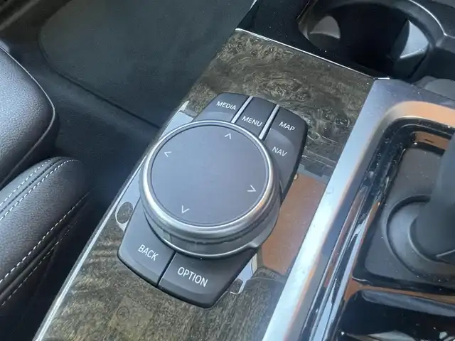 ＢＭＷ Ｘ３ xDrive20d Mスポーツ 栃木県 2021(令3)年 5万km ソフィスト・グレー・ブリリアント・エフェクト パノラマスライディングルーフ/純正ナビ（BT/フルセグ/AM、FM）/Harman/Kardon/アクティブクルーズコントロール/コンフォートアクセス/全方位カメラ/パーキングアシスト/パワーバックドア/ワイヤレスチャージ/インテリジェントセーフティー/シートヒーター/ETC一体型ルームミラー/スマートキー