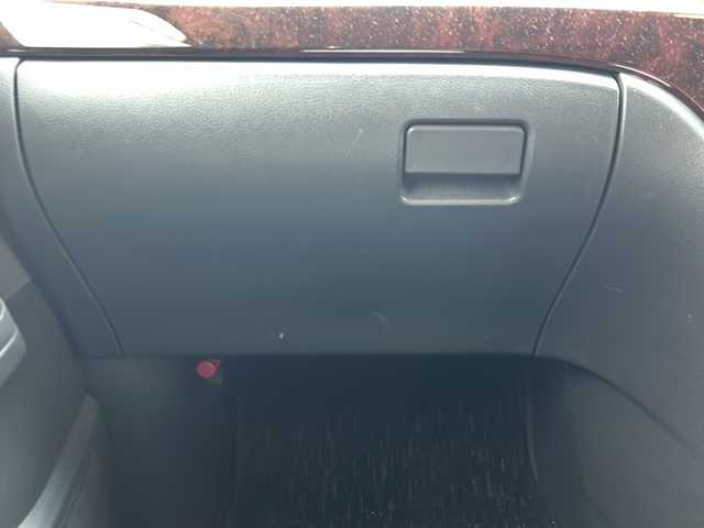 トヨタ アルファード 240S 東京都 2013(平25)年 2.7万km ホワイトパールクリスタルシャイン ワンオーナー/HDDナビ/フルセグテレビ/バックカメラ/両側パワースライドドア/ETC/プッシュスタート/後席用モニター/コーナーセンサー/横滑り防止装置/純正アルミホイール/純正フロアマット/オートキセノンライト/スマートキー/スペアキー