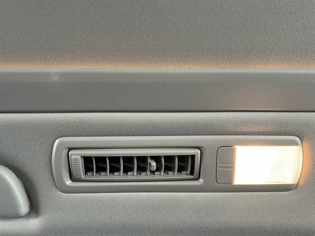 トヨタ アルファード 240S 東京都 2013(平25)年 2.7万km ホワイトパールクリスタルシャイン ワンオーナー/HDDナビ/フルセグテレビ/バックカメラ/両側パワースライドドア/ETC/プッシュスタート/後席用モニター/コーナーセンサー/横滑り防止装置/純正アルミホイール/純正フロアマット/オートキセノンライト/スマートキー/スペアキー