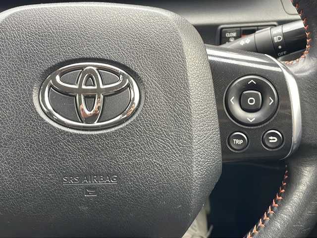 トヨタ シエンタ G クエロ 三重県 2017(平29)年 4.1万km ブラック 純正７型ナビ/バックカメラ/ETC/両側パワースライドドア/シートヒーター/レーンキープアシスト/衝突被害軽減システム/アイドリングストップ/先行車発進告知/ステアリングスイッチ/LEDヘッドライト/オートハイビーム/フォグランプ/電動格納ミラー